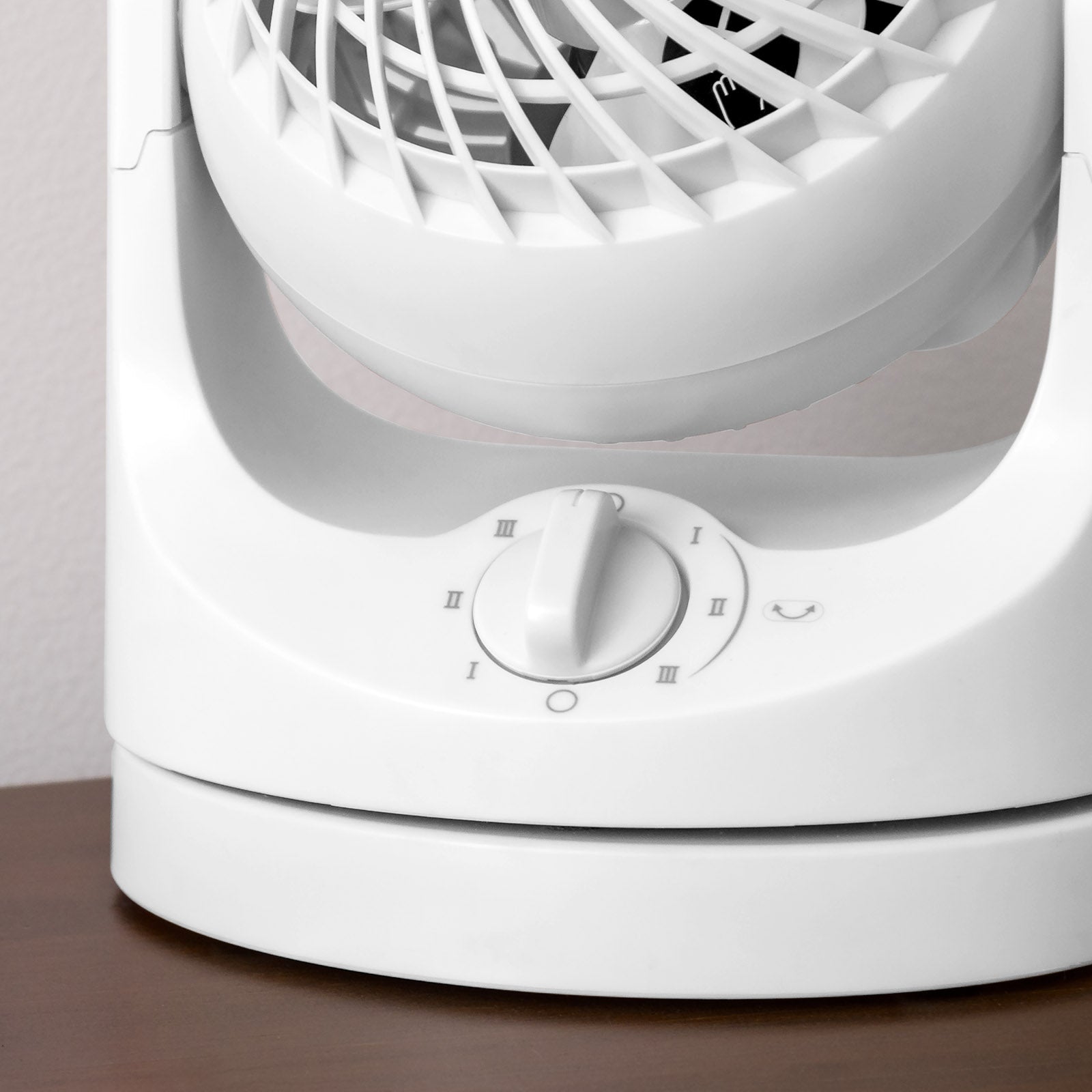 WOOZOO® HE10 - Oscillating – IRIS USA WOOZOO® HE10 - Oscillating – IRIS USA