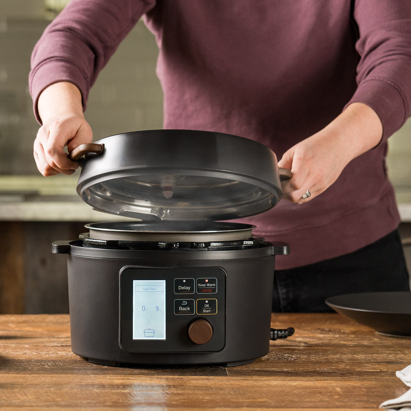 Multifunction Pressure Cooker with Waterless Cooking