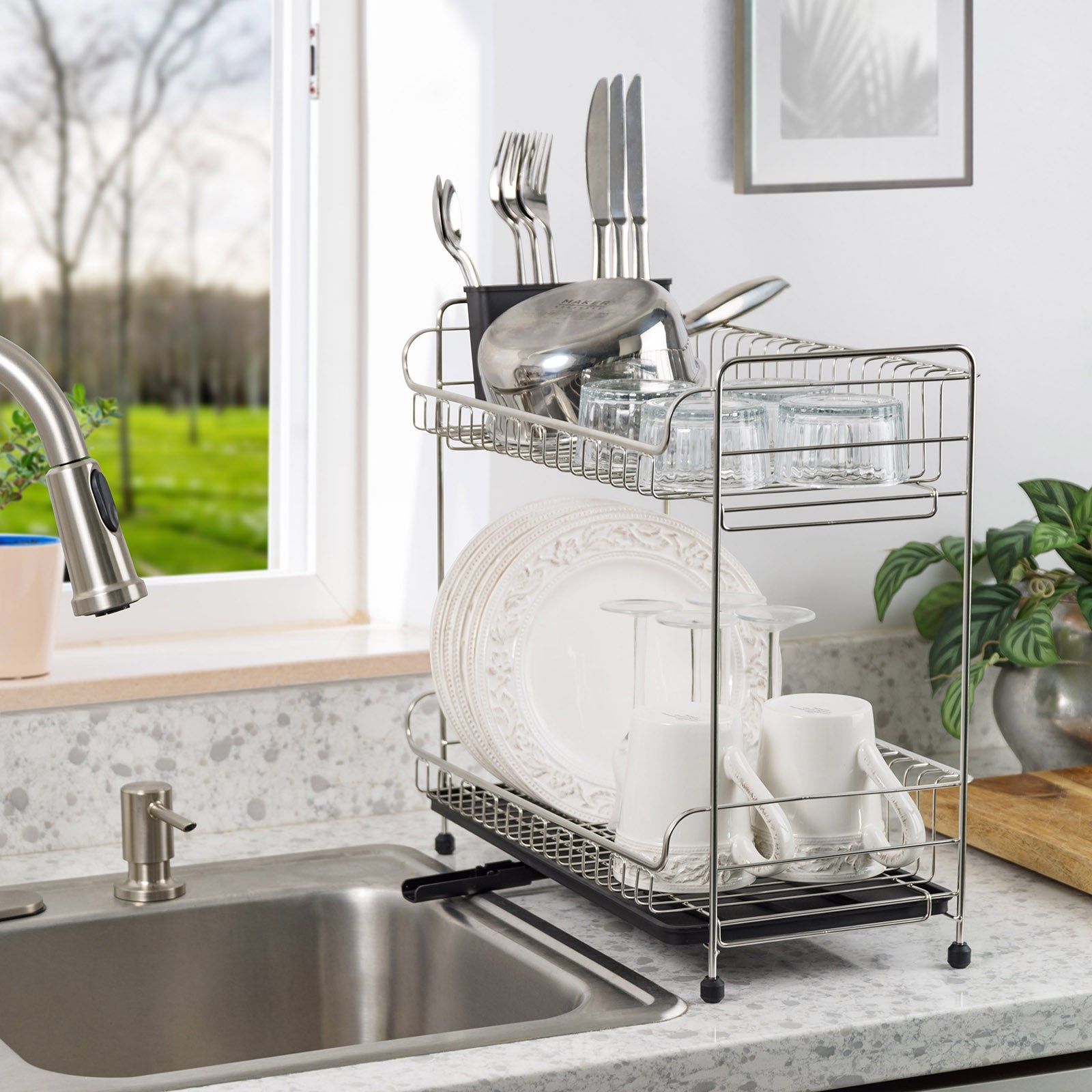 Linear Dish Rack Stainless Steel 2-tier Slim-sized Dish Rack, Black – IRIS USA