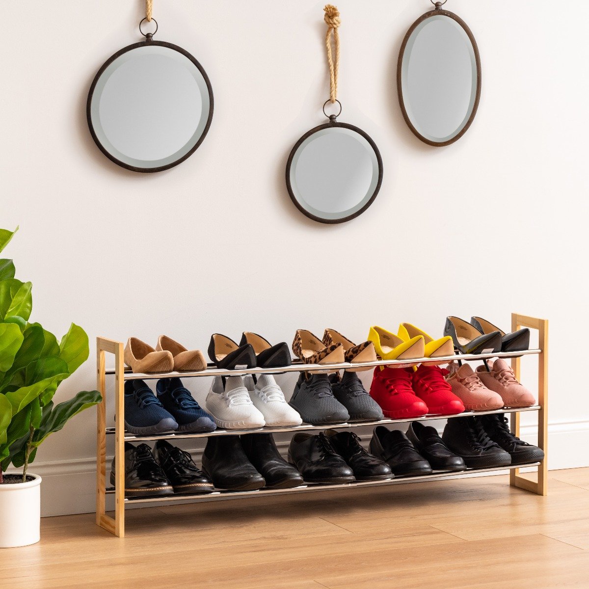 Graduated Shoe Rack Extendable Shoe Rack - 3 Tier – IRIS USA