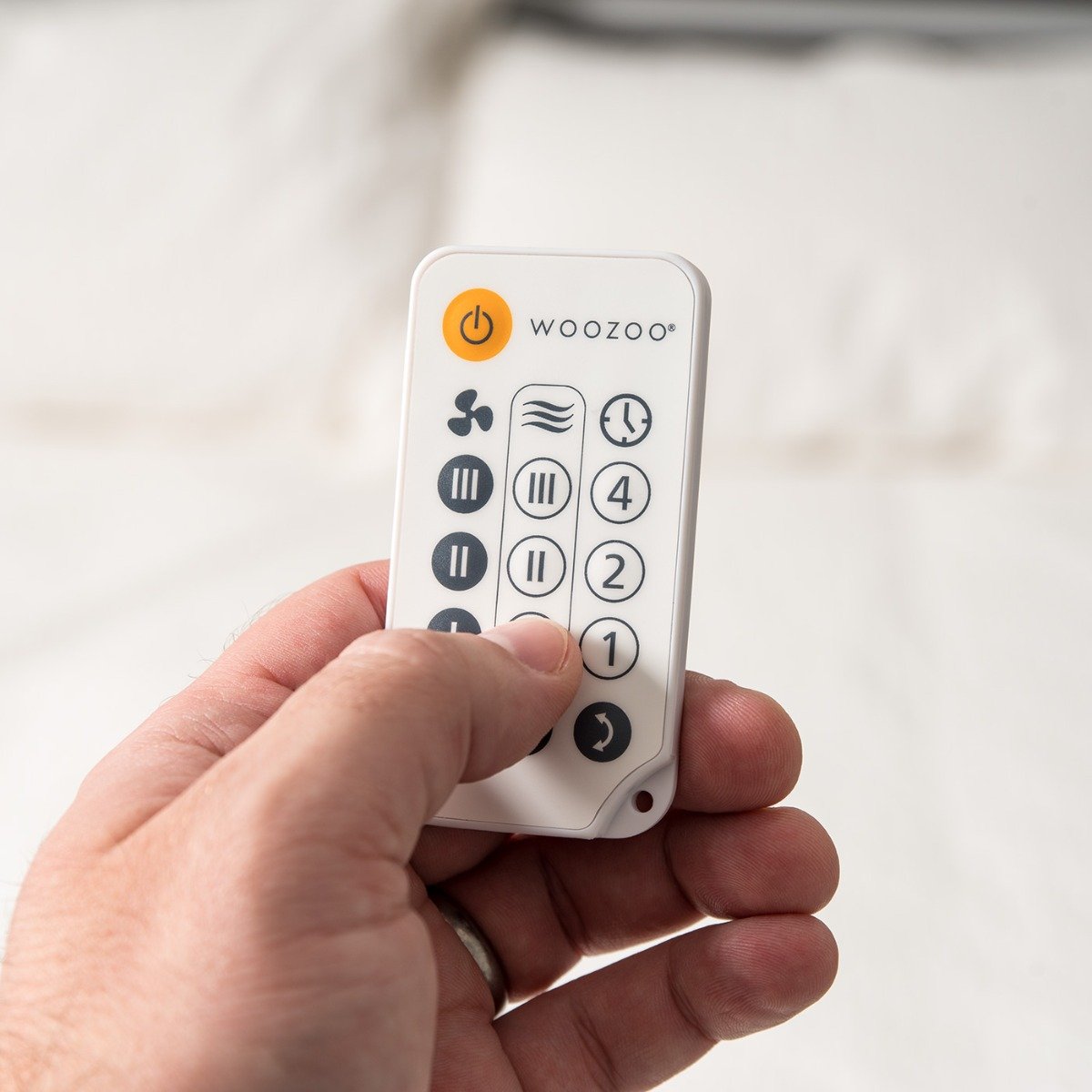 WOOZOO® C15T - Omni-Oscillating with Remote – IRIS USA